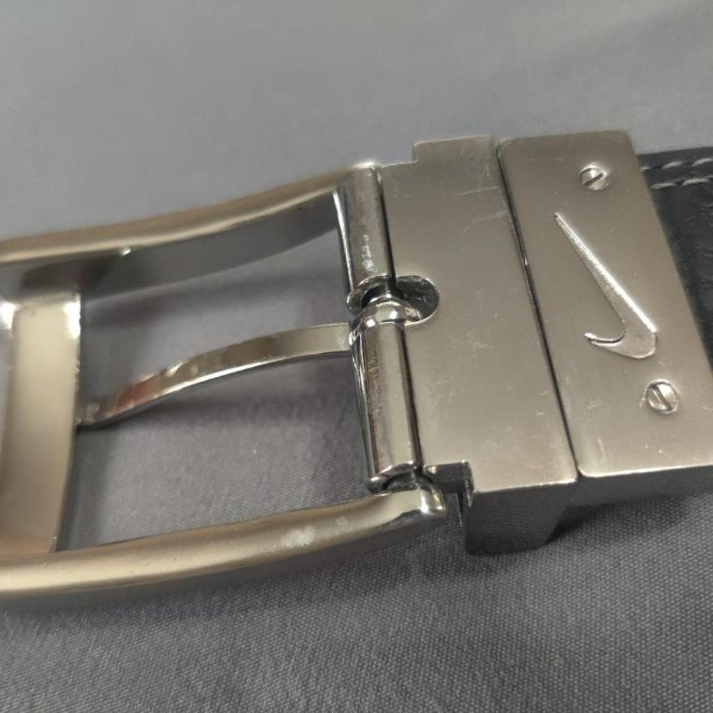 Nike Men's Black And White Belt